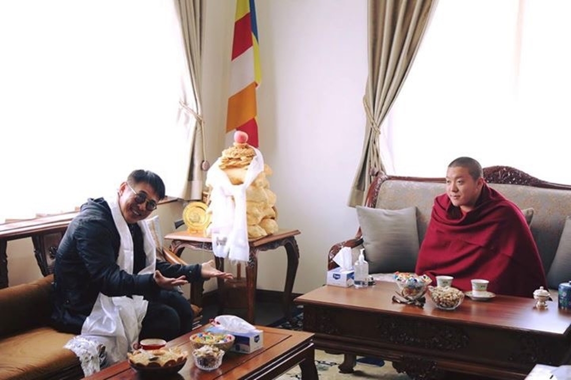 Hollywood actor Jet Li busy meeting with Buddhist religious leaders